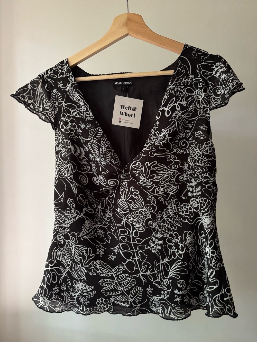 1990s V-Neck Floral Cap-Sleeve Top